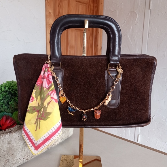 Coach Ruff-Out Suede, Mocha Zip-Top, Early 1970s - Picture 13 of 15